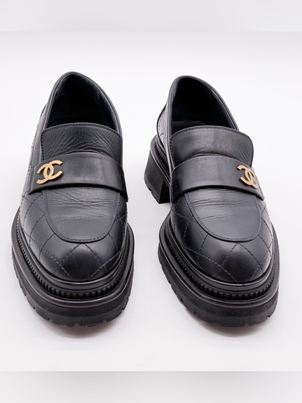 CHANEL CC Logo Dark Blue  Quilted Lug Sole Platform Loafers Leather EU 38.5 US8 - Picture 2 of 13
